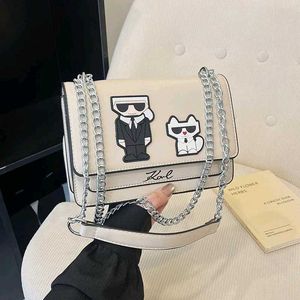 SLING BAG