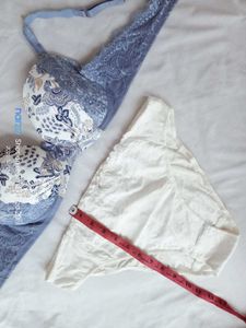 Lace Detail Lingerie Set