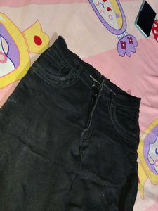 black skinny jeans