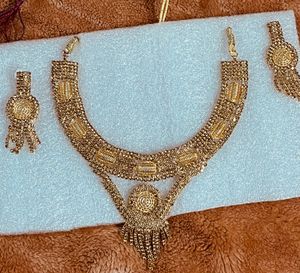 Necklace  Set Golden New