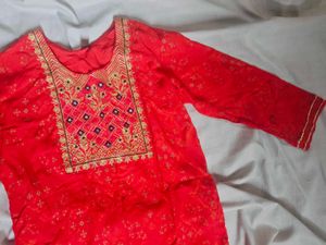Red beautiful kurti for women