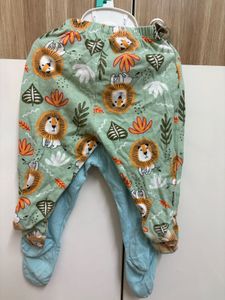 Cute Baby Footed Pant Set Of 2