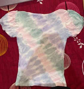 Tie-Dye Puff Sleeve Top