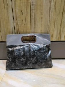 Chic Metallic Clutch Bag