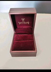 Tanishq Jewellery Box n bag