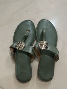 Hype Tory Burch Logo Green Leather Flip Flops
