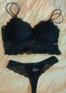 Black Lace Lingerie Set