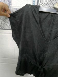 Black V-Neck Tie-Front Top