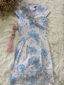 Modern cheongsam /qipao