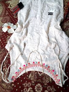 White Embroidered kurti ,with Tie-up St
