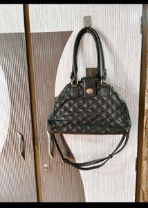 Chic Quilted Black Handbag