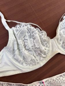 White Lace Bra &amp; Panty Set