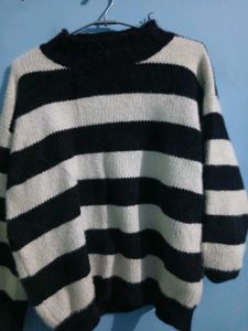Striped Neck Sweater new Fit s/m