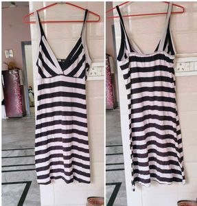 Very Fancy And Amazing Beautiful Dress