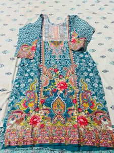 Beautiful Teal Kurta Set with Floral Print