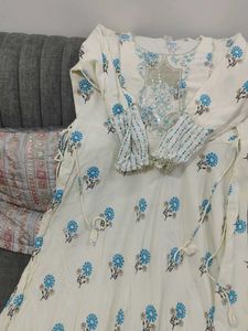 Elegant Floral  Kurta..