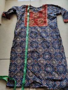 Ajrakh kurti