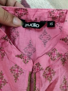 Free Lagging With This Kurta
