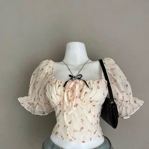 Floral Puff Sleeve Square Neck Top