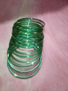 Emerald Green Glass Bangles Set
