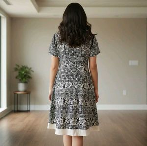 Stylish Black &amp; White Dress