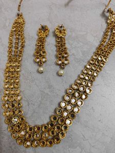 Elegant Pearl &amp; Kundan Necklace Set