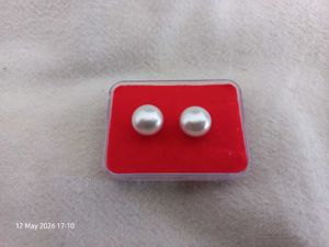 Elegant Pearl Like Stud Earrings