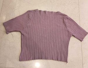 Ribbed V-Neck Cropped Top