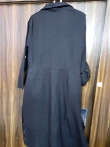 Chic Black Button-Down Maxi Dress