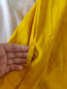 MUSTARD YELLOW mini dress 💛