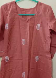 Elegant Embroidered Kurta set