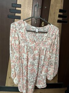 Floral Print V-Neck Blouse