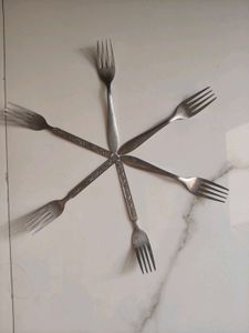 Set of 6 Vintage Forks