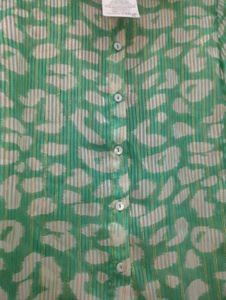Chic Green Animal Print Button-Up Shirt