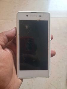 all scrap mobiles not in working condition