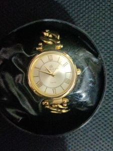 Daniel Klein Gold Chain Watch