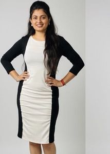 Chic Two-Tone Bodycon Dress