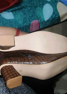 brown printed leather Hi neck boots