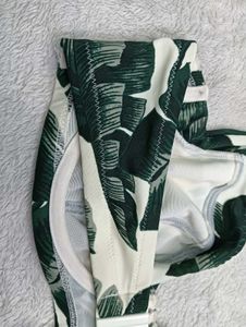 Tropical Leaf 🇲🇾Print Bikini Top