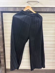 Black Pleated Wide Leg Pants
