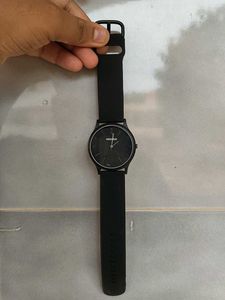 Stylish Black Provogue Wristwatch