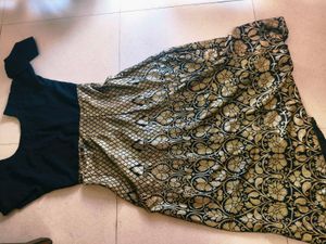 Elegant Black &amp; Gold Maxi Dress