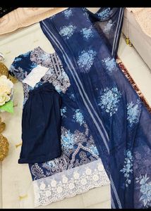 Elegant Navy Floral Kurta Set