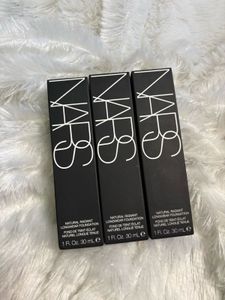 NARS Natural Radiant Longwear Foundation