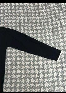 Classic Black &amp; White Long Sleeve Top