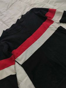 Strip sweatshirt 🎖️