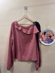elegant off shoulder top!!