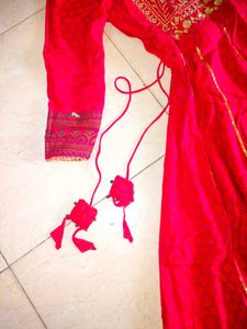 Pink Embroidered Anarkali💓💞🌺🌷🦄
