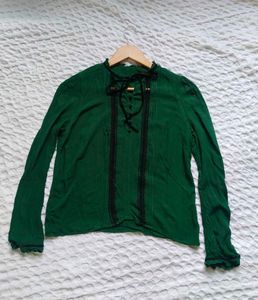 ZARA Green Long Sleeve Lace Detail Top