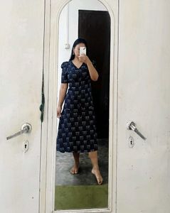 Stylish Navy Blue Printed Midi Dress